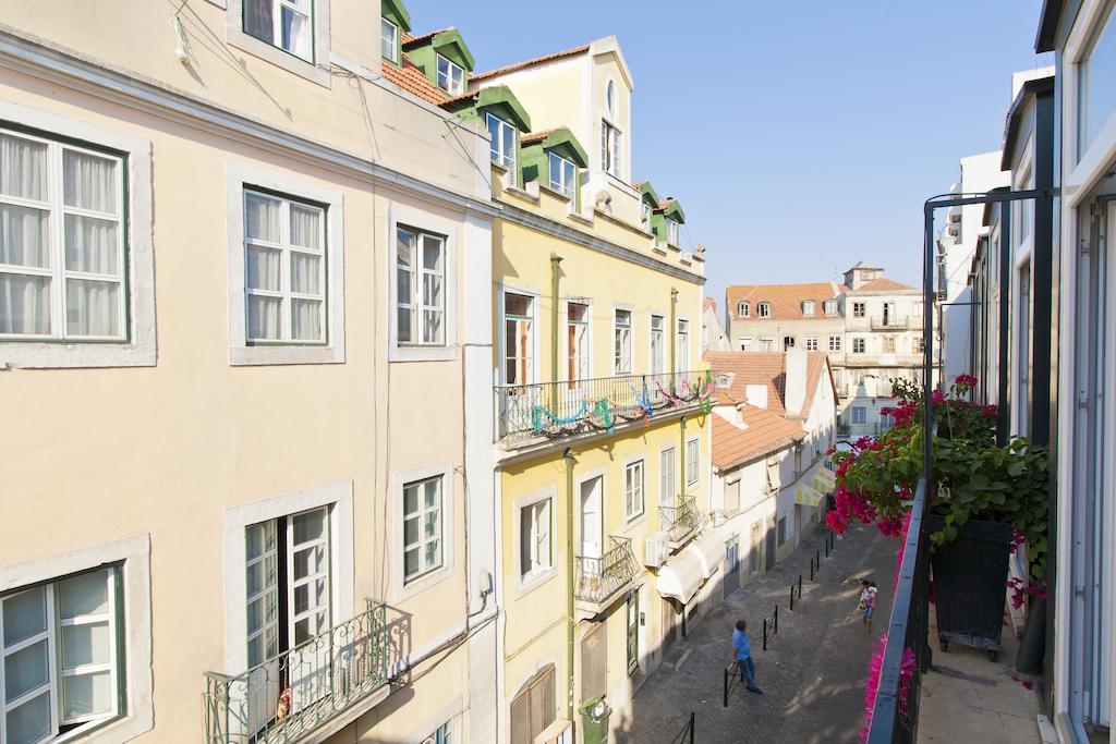 Bairrus Lisbon Apartments - Graca الغرفة الصورة