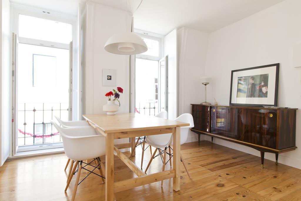 Bairrus Lisbon Apartments - Graca الغرفة الصورة